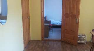 Гостевой дом Laguna na Khalturina Геленджик Двухместный номер эконом-класса с 2 отдельными кроватями-2