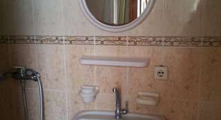 Гостевой дом Laguna na Khalturina Геленджик Двухместный номер с 1 кроватью-2